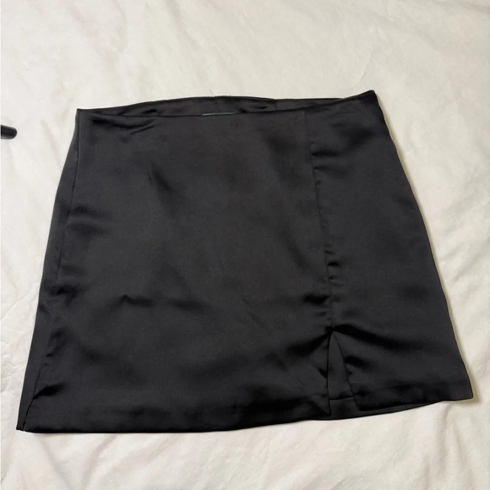 Black Silk Skirt | Wild Fable | Small